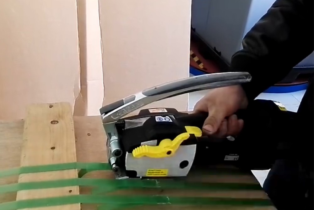 經(jīng)濟(jì)款電動打包機(jī) 操作視頻